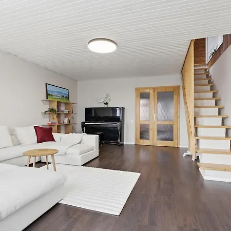Castle View Rooftop Terrace Penthouse 5br Old Town *