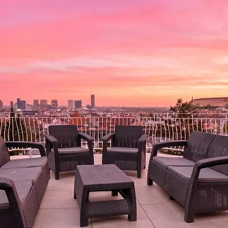 Apartment Castle View Rooftop Terrace Penthouse 5br Old Town *