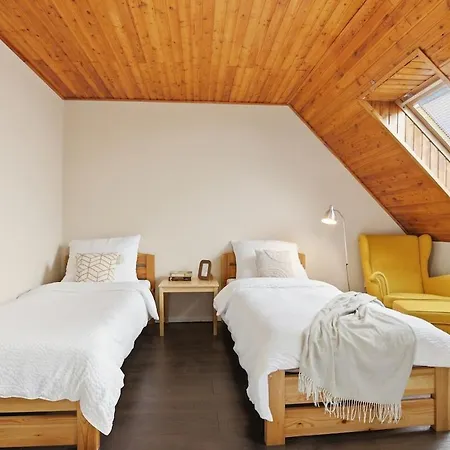 公寓 Castle View Rooftop Terrace Penthouse 5br Old Town