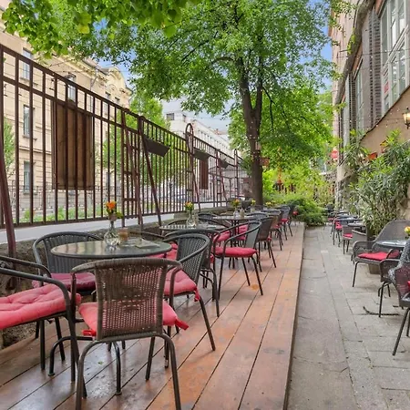 Castle View Rooftop Terrace Penthouse 5br Old Town 公寓