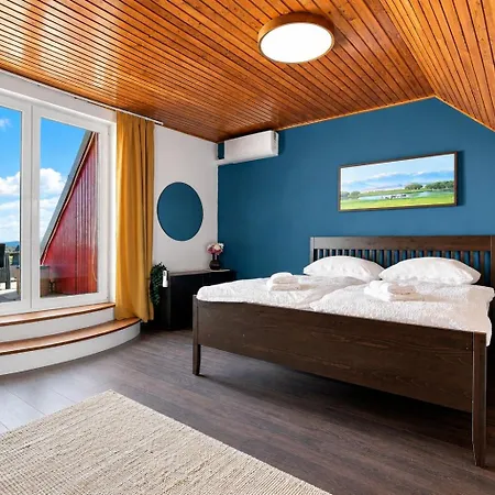 Castle View Rooftop Terrace Penthouse 5br Old Town