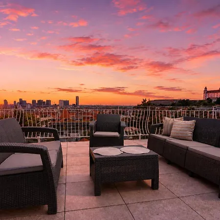 Apartmán Castle View Rooftop Terrace Penthouse 5br Old Town Bratislava